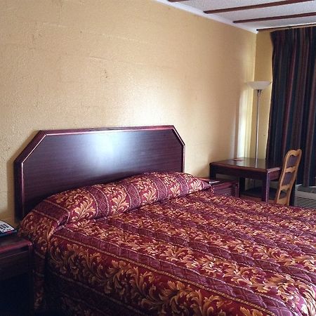 Holiday Motel Hugo Dış mekan fotoğraf