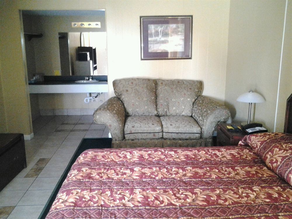 Holiday Motel Hugo Dış mekan fotoğraf